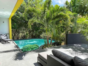 Villa Contour Curacao with pool next to Jan Thiel